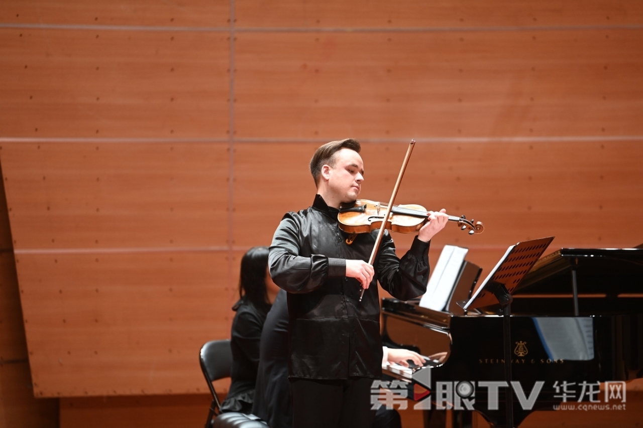音乐会现场。记者 秦思思 摄