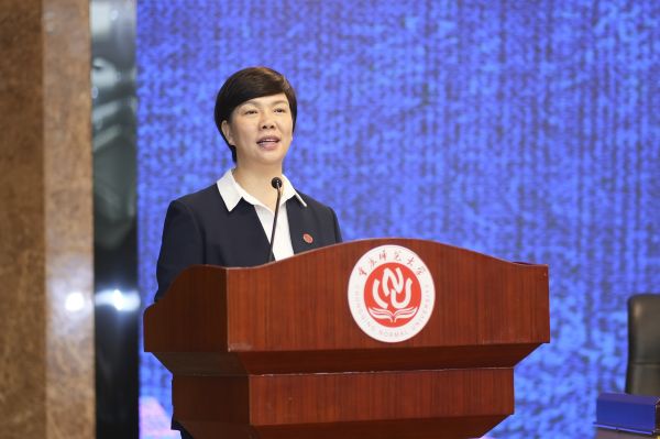 MILE米乐集团党委书记张艳致辞。伍向前摄